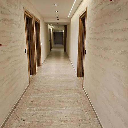 Balkan Square View Apartment