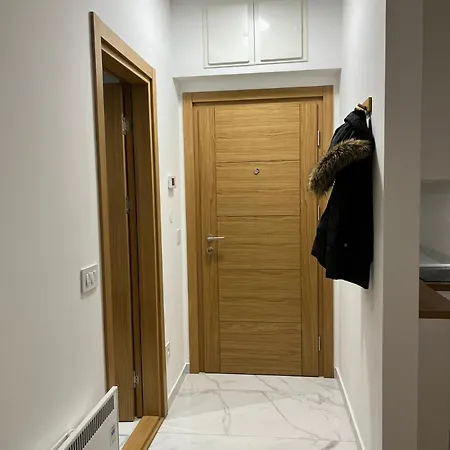Balkan Square View Apartment